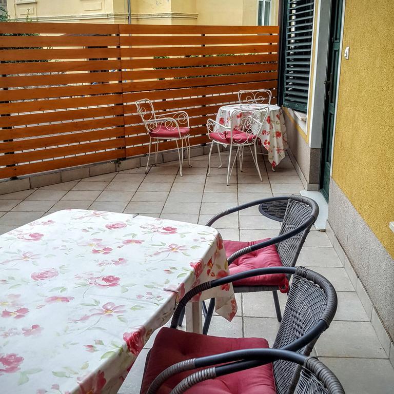 Holiday House Sara Opatija Exterior foto